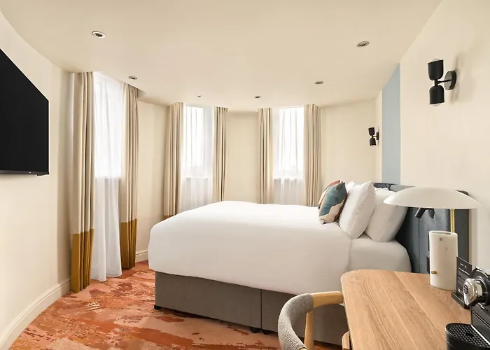 London Bloomsbury Square Hotel By Ihg